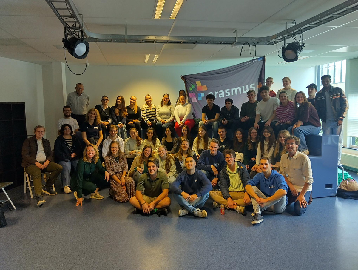 Hallgatói csoporttal Hollandiában - fotó